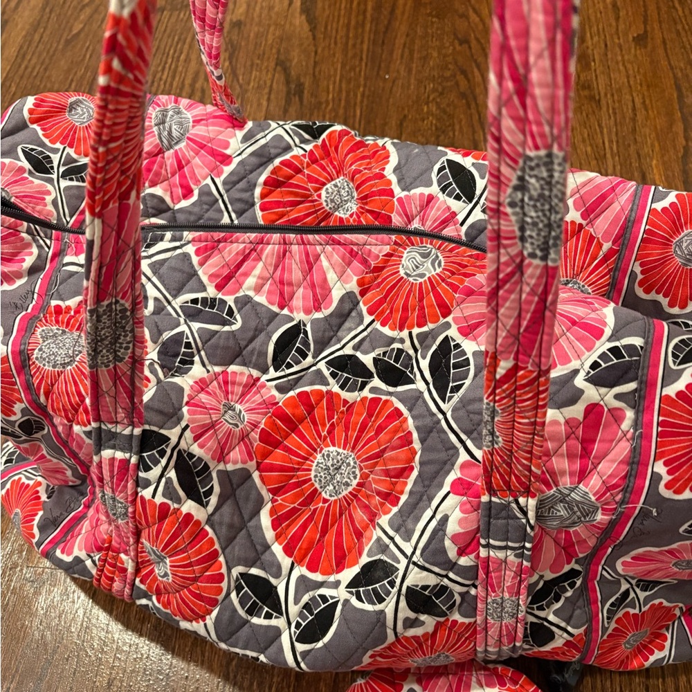 🎊SALE! SET!! Vera Bradley Floral Quilted Duffel Bag with Hanging Toiletries Bag